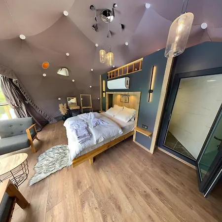 Kaledome Orman Evleri Kapsül Otel Çamlıhemşin